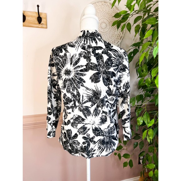 Harve Benard Linen Button Up Shirt Size L EUC - Picture 4 of 6